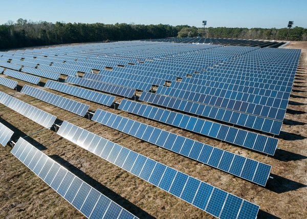 Pourquoi choisir le photovoltaïque dans les Landes : économie et écologie au coeur de la région